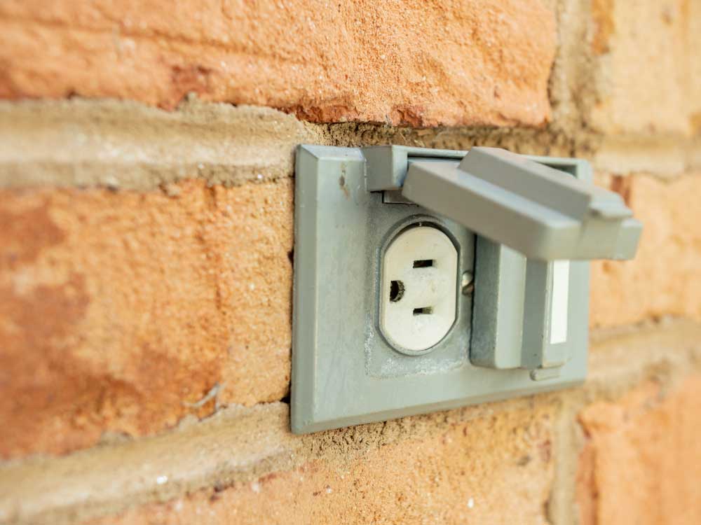 open socket in a wall